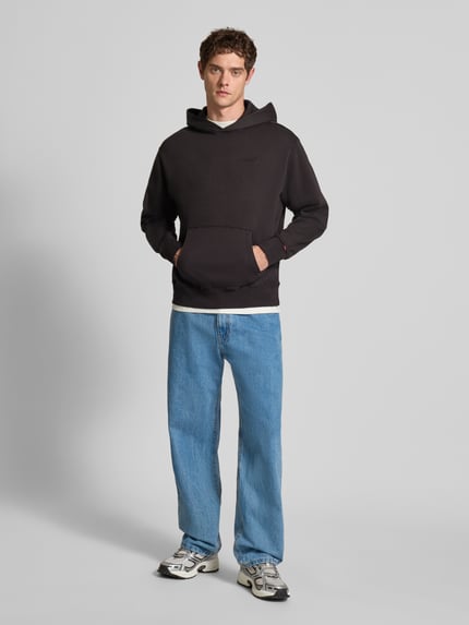 Levi's® Bluza z kapturem o kroju relaxed fit z kieszenią kangurką Czarny 1