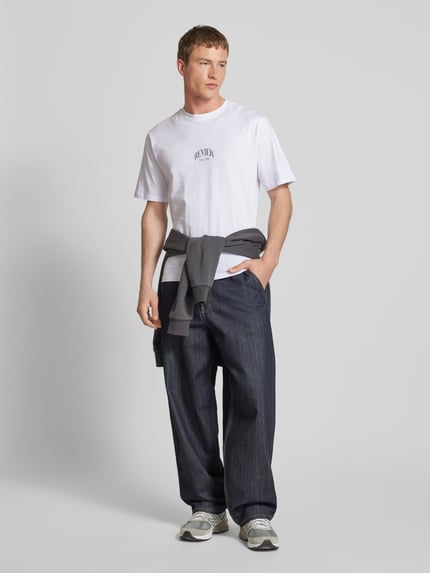 REVIEW T-Shirt mit Label-Print Weiss 1