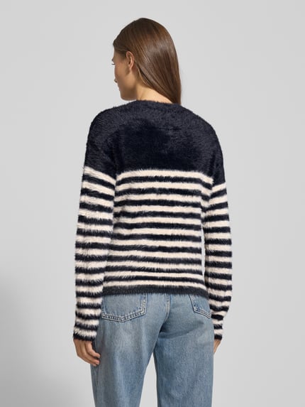 Christian Berg Woman Strickpullover aus Kunstfell Black 5