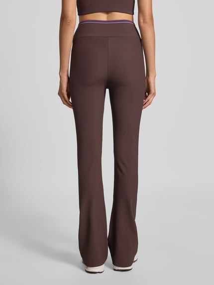 EA7 Emporio Armani Legginsy o kroju super skinny fit z drobnym prążkowaniem Ciemnobrązowy 5