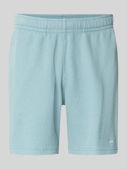 Shorts mit Strukturmuster und elastischem Bund Shop The Look MANNEQUINE