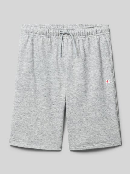 Produktfoto, Sweatshorts mit Logo und elastischem Bund von CHAMPION aus grauem Baumwoll-Mix, relaxed Fit, sichtbare Logo-Stickerei, strukturierte Oberfläche.
