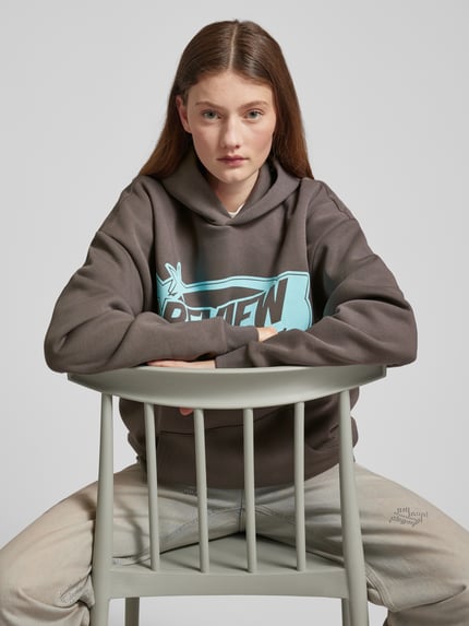 REVIEW Hoodie mit Label-Print Dunkelgrau 3