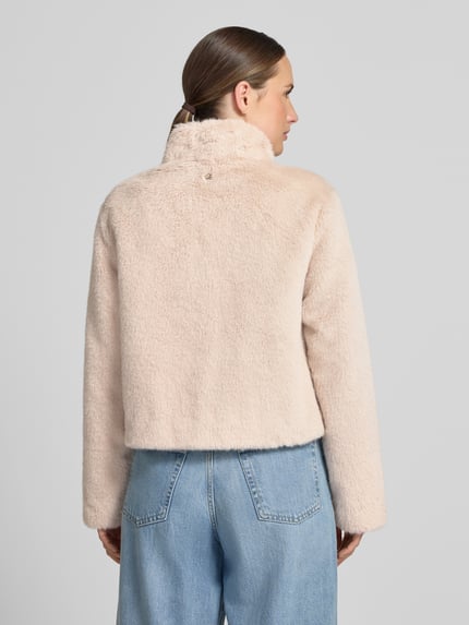 Marc Cain Jacke aus Kunstfell mit Zweiwege-Reißverschluss Taupe 5