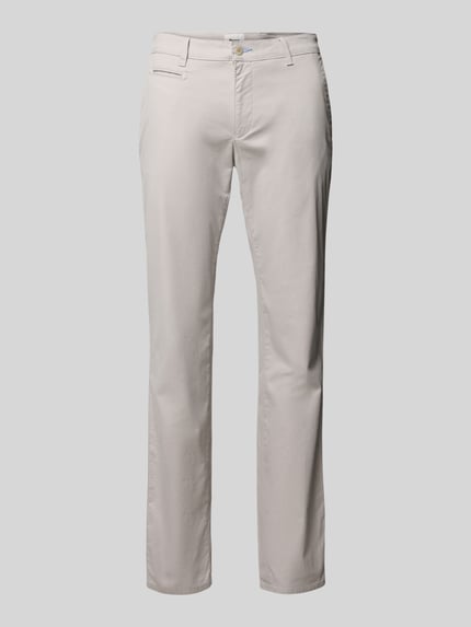 Productfoto, Slim Fit stoffen broek met achterzakken Model 'Fabio' van BRAX in elastische katoenmix voor heren, lichtgrijs, context: Bandwijdte maat 32/32 44 cm, binnenbeenlengte 81 cm, met steekzakken, muntzakje, knoop- en ritssluiting.