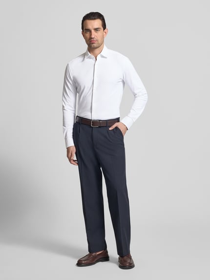 HUGO Slim Fit Businesshemd in Struktur-Optik Modell 'ERMO' Weiss 1