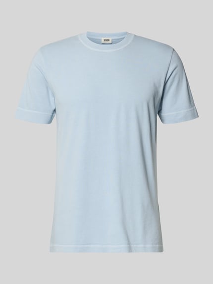 Produktfoto, T-Shirt mit Rundhalsausschnitt von Drykorn in hellem Blau, reine Baumwolle, Regular Fit, glatte Oberfläche, Rückenlänge 69 cm