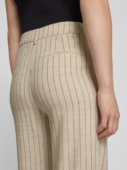 Christian Berg Woman Regular Fit Stoffhose mit aus Viskose-Leinen-Mix mit Baumwoll-Anteil Sand 3