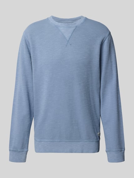 Produktfoto, Regular Fit Sweatshirt mit Rundhalsausschnitt von Scotch & Soda in Hellblau, Baumwoll-Mix, feine Struktur, Label-Detail sichtbar.