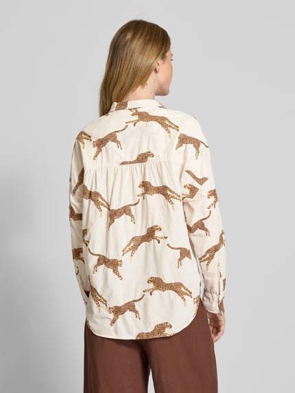 0039 Italy Bluse mit Kentkragen Modell 'LUCY' Offwhite 5