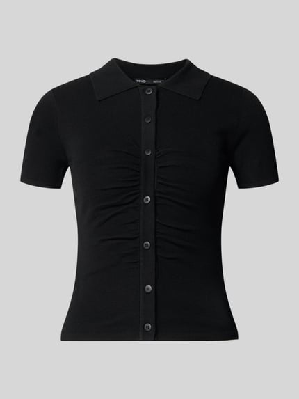 Produktfoto, Slim Fit Cardigan mit Woll-Anteil von MANGO in Schwarz, Material-Mix, Umlegekragen, Knopfleiste, kurzärmeliges Design, Rückenlänge 50 cm, Ärmellänge 17 cm