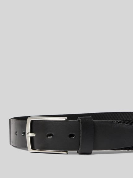 Produktfoto, Gürtel mit Dornschließe von Lloyd Men's Belts in Schwarz, klassische Passform, matte Textur, Breite 124 cm bei Größe 110