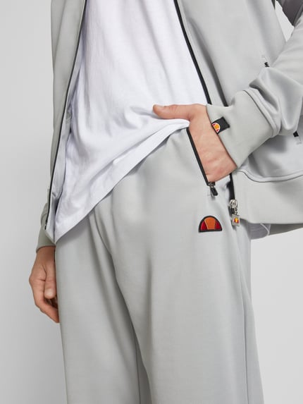 ellesse Regular Fit Trackpants mit Label-Badge Modell 'PALMINTERI' Hellgrau 3
