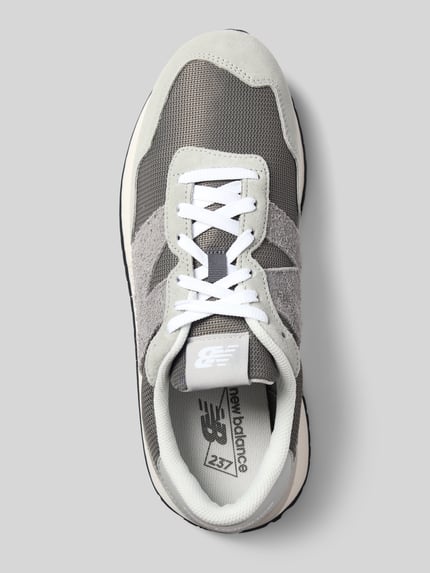 Productfoto, Sneaker aus Leder-Mix mit Logo-Detail van New Balance, grijs, afgeronde pasvorm, vetersluiting, profielzool, heren, maat 44, hakhoogte 3 cm, schachthoogte 8 cm, schachtbreedte 9 cm