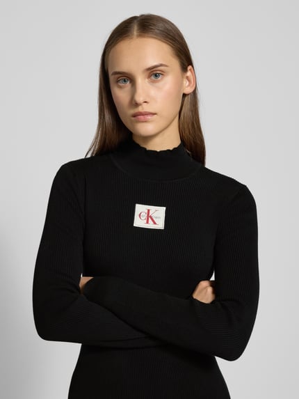 Calvin Klein Jeans Sukienka mini z naszywką z logo z imitacji dzianiny Czarny 3
