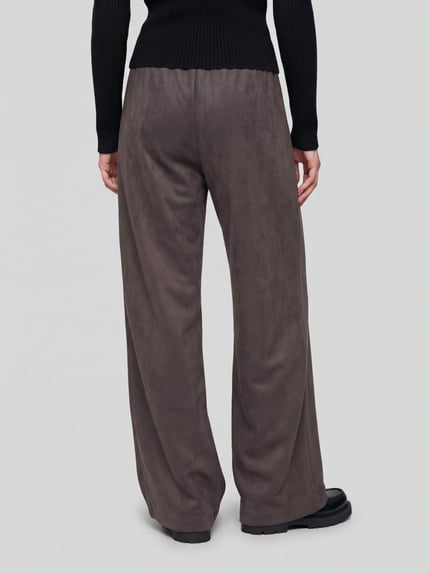adidas Originals Regular Fit Sweathose mit Kontraststreifen Schoko 5