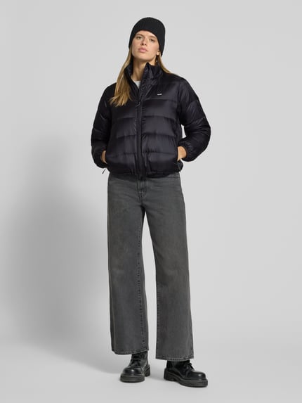 Levi's® Regular Fit Steppjacke mit elastischem Saum Modell 'WILLA' Black 1