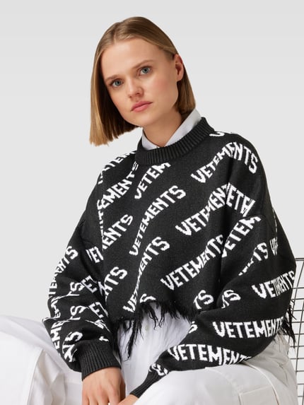 VETEMENTS Pullover met all-over logo Zwart - 3