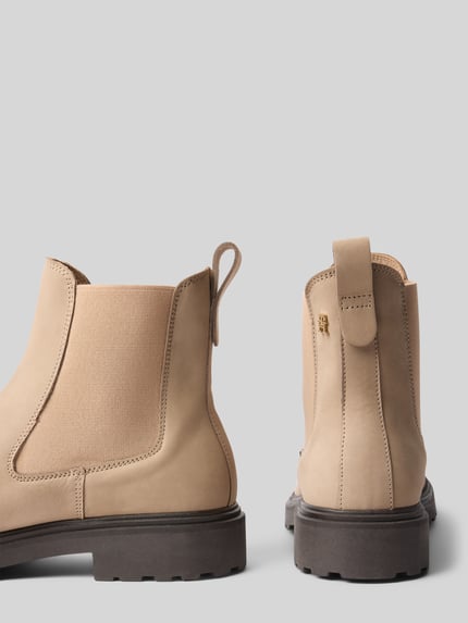 Tommy Hilfiger Chelsea Boots aus echtem Nubukleder Taupe 2