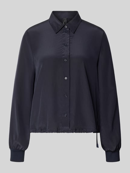 Produktfoto, Regular Fit Bluse mit Tunnelzug von Marc Cain, krój regular fit, kołnierzyk koszulowy, listwa guzikowa, tunel, długość tyłu w rozmiarze 36: 56 cm, długość rękawów w rozmiarze 36: 63 cm, kolor ciemnogranatowy, gładka powierzchnia