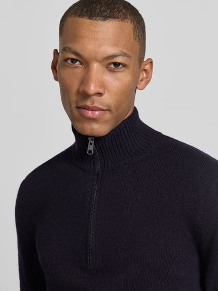 CINQUE sweter z dzianiny o kroju regular fit z kołnierzem zapinanym Granatowy 3