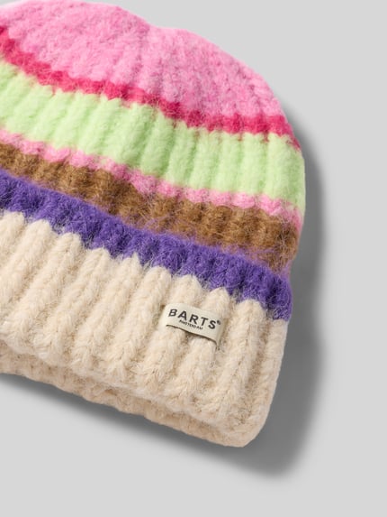 Produktfoto, Mütze mit Woll-Anteil Modell 'Haputale Beanie' von Barts in Creme, Lila, Braun, Grün und Pink, grob gestrickte Textur