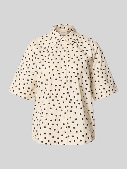 Produktfoto, Hemdbluse aus reiner Baumwolle Modell 'MALAY' von FREE/QUENT in Creme mit schwarzen Punkten, Umlegekragen, Kurzarm, gerade Passform
