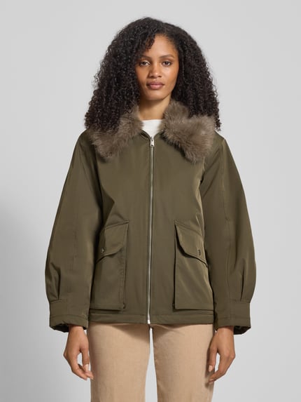 VERO MODA Regular Fit Bomberjacke mit abnehmbarem Kunstfellkragen Modell 'SEOUL' Oliv 4