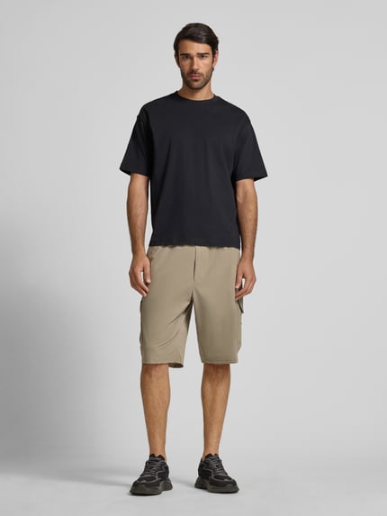 BOSS Green Tapered Fit Bermudas mit Cargotaschen Khaki 1