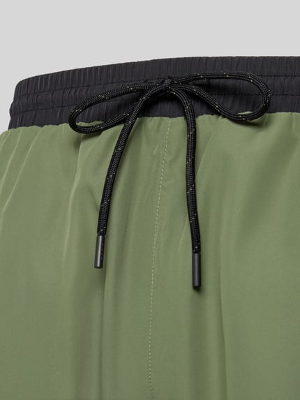 Produktfoto, Badeshorts mit Kontrast-Logo Modell 'STARFISH' van BOSS, look: effen, labelprint, contrastnaad, tunnelkoord, elastische boord, zijsteekzakken, achterzak