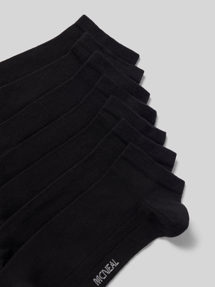 Produktfoto, Sneakersocken im 7er-Pack mit Label-Detail von MCNEAL, schwarze Herren Sneakersocken aus Baumwoll-Mix mit Stretch-Anteil und gerippten Bündchen