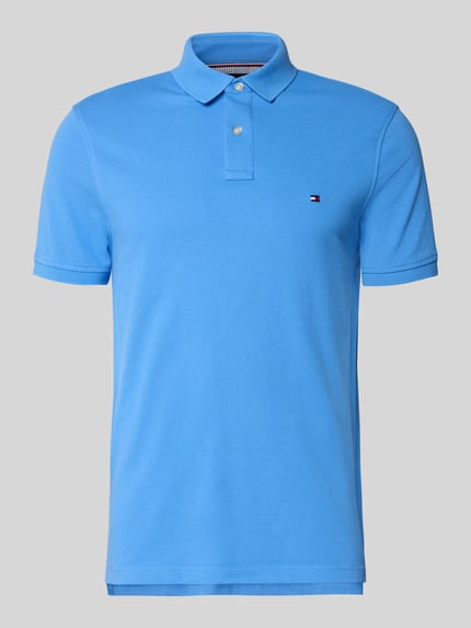 Produktfoto, Regular Fit Poloshirt aus Baumwoll-Mix von Tommy Hilfiger, niebieski, krój regular fit, logo, kołnierzyk polo, bawełniany piqué