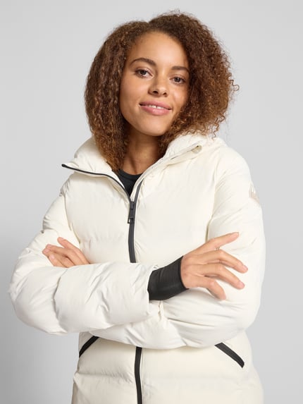 Superdry Regular Fit Mantel in Stepp-Optik Modell 'City' Offwhite 3