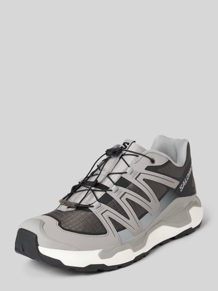 Salomon Sneaker mit profilierter Sohle Modell 'XC ROAM' Mittelgrau 1