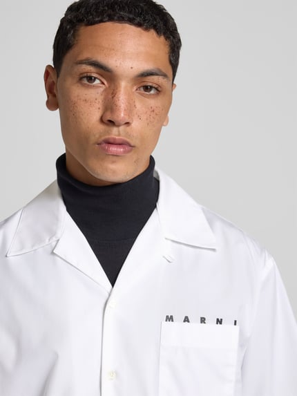 Marni Regular Fit Freizeithemd mit Logo-Print Weiss 3