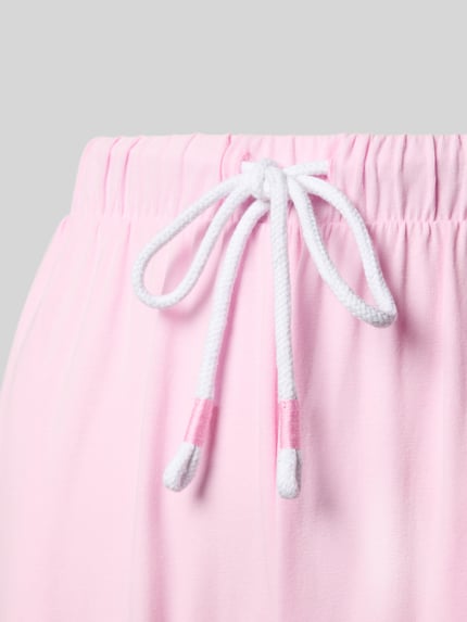 Produktfoto, Pyjama-Hose mit elastischen Beinabschlüssen Modell 'Solid Love' von Mey in zartem Rosa, Baumwoll-Mix, Detailaufnahme Bund