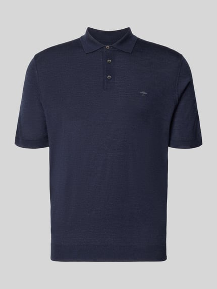 Produktfoto, Regular Fit Poloshirt aus reiner Baumwolle in Strick-Optik von Fynch-Hatton in Dunkelblau, klassischer Polokragen, kurze Ärmel