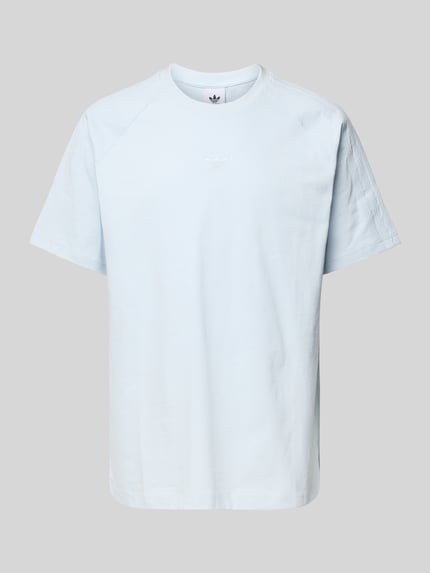 T-Shirt mit geripptem Rundhalsausschnitt Shop The Look MANNEQUINE