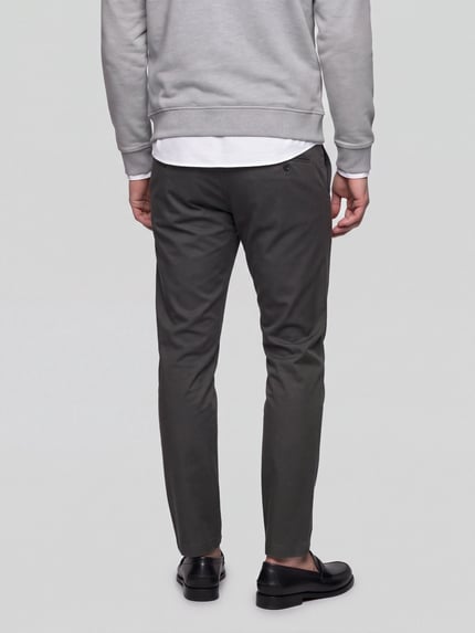 GAP Regular Fit Chino mit seitlichen Eingrifftaschen Anthrazit 5