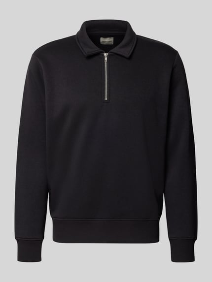 Produktfoto, czarna bluza Regular Fit Sweatshirt mit Baumwoll-Anteil Modell 'Bradley' od JACK & JONES, Mieszanka materiałów z bawełną, kołnierz zapinany, zamek błyskawiczny, długość tyłu w rozmiarze M: 69 cm