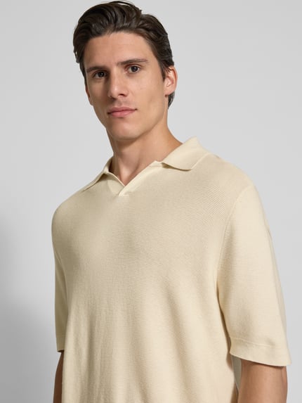 Tiger of Sweden Relaxed fit poloshirt met V-hals, model 'Eoin' Ecru - 3