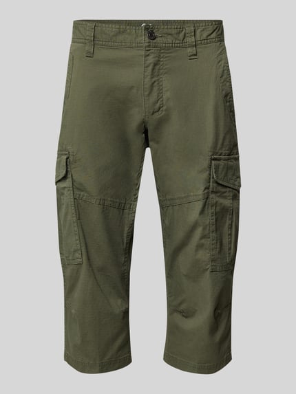 Produktfoto, Relaxed Fit Cargoshorts aus Baumwoll-Mix von s.Oliver BLACK LABEL in Olivgrün, Popeline-Struktur, sichtbare Taschen und Details.