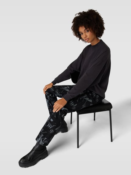 Calvin Klein Jeans Straight Leg Jeans mit Allover-Logo-Muster Black 3