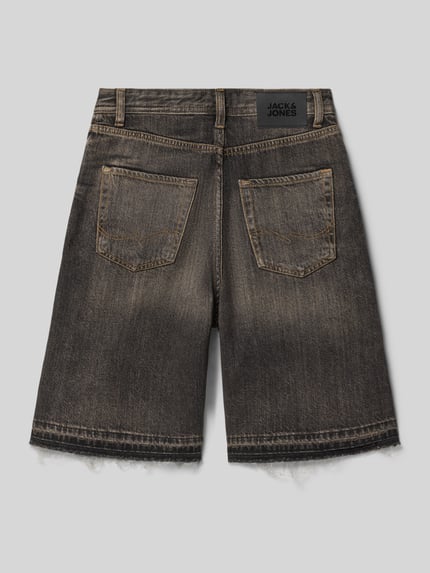 Produktfoto, Jeansshorts mit Fransen Modell 'IRON' von Jack & Jones aus reiner Baumwolle, Regular-Fit, Eingrifftaschen, Waschung in Grau-Braun, Bundweite 34 cm, Innenbeinlänge 21 cm.