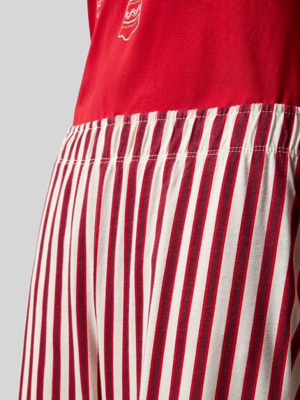 LASCANA Pyjama mit Statement-Print Rot 2