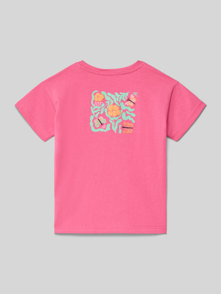 Produktfoto, T-Shirt mit Stitching und Rundhalsausschnitt von Blue Seven, różowa bawełna, krój regular fit, nadruk z tyłu, długość pleców w rozmiarze 116: 44 cm