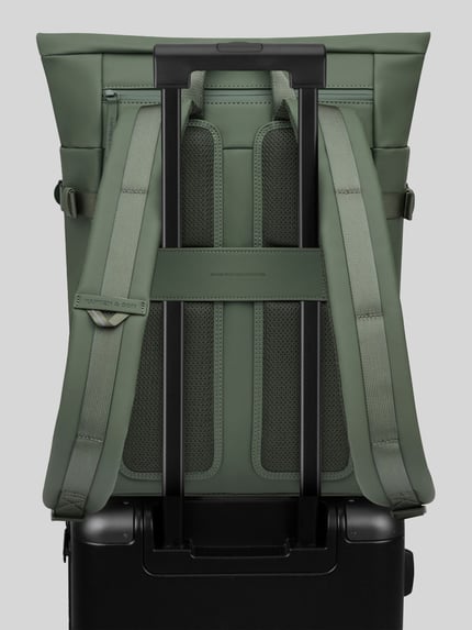 Kapten & Son Rucksack mit Flaschenhalterung innen Modell 'HELSINKI' Schilf 6