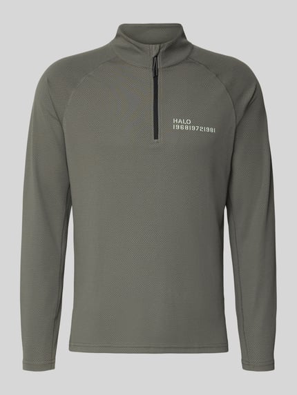 Produktfoto, Longsleeve mit Stehkragen und Reißverschluss Modell 'SORONA' von HALO, krój regular fit, nadruk z logo, długość tyłu w rozmiarze M: 70 cm, kolor zielony, tkanina strukturalna, prosty fason