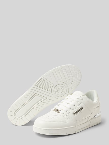 Produktfoto, Sneaker mit Schnürverschluss Modell 'VIPER' von PLEIN SPORT in Weiß mit abgerundeter Spitze, Label-Detail und strukturierter Sohle, Absatzhöhe 3 cm, Schafthöhe 9 cm, Schaftweite 8 cm, Herren Sneaker Fashion