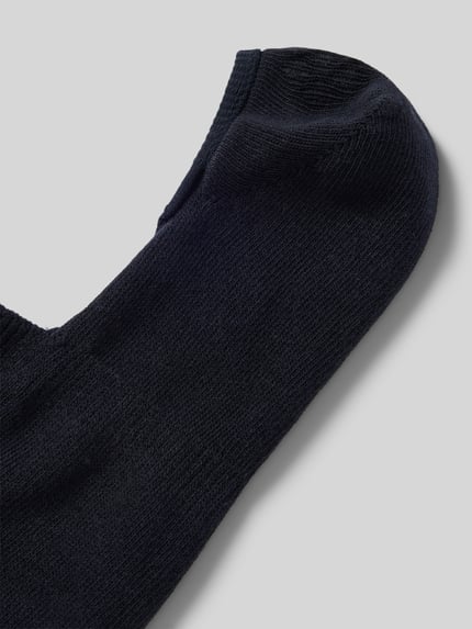 Produktfoto, Sneakersocken mit geripptem Abschluss von Falke aus Baumwoll-Mix mit Stretch-Anteil, Unifarbenes-Design, Körpernaher-Schnitt